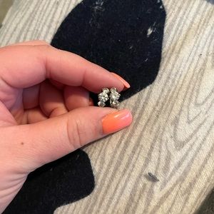 ❤️‍🔥5 for $25❤️‍🔥 Mini hoop earrings